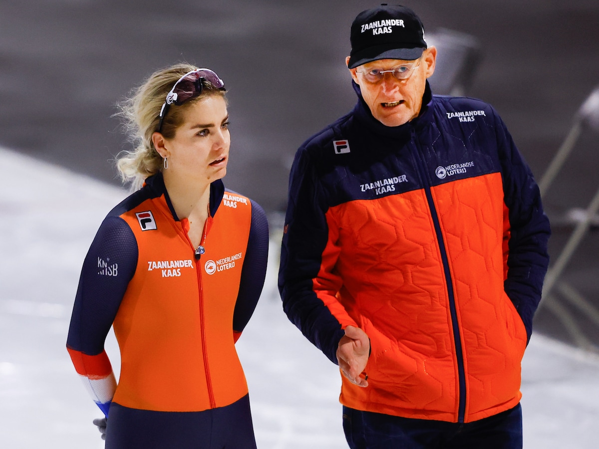 Coach 'gewoon Jillert' Anema ademt schaatsen: fel, onnavolgbaar en  ongegeneerd | de Volkskrant