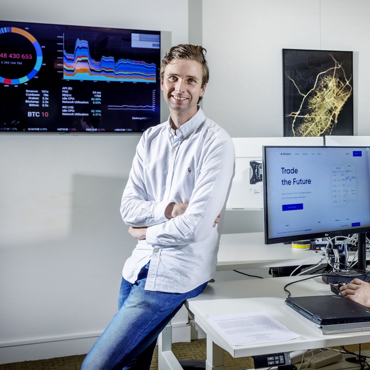 Miljoenenstrop dreigt door cryptocrisis, maar het Amsterdamse Bitvavo geeft  geen krimp | de Volkskrant