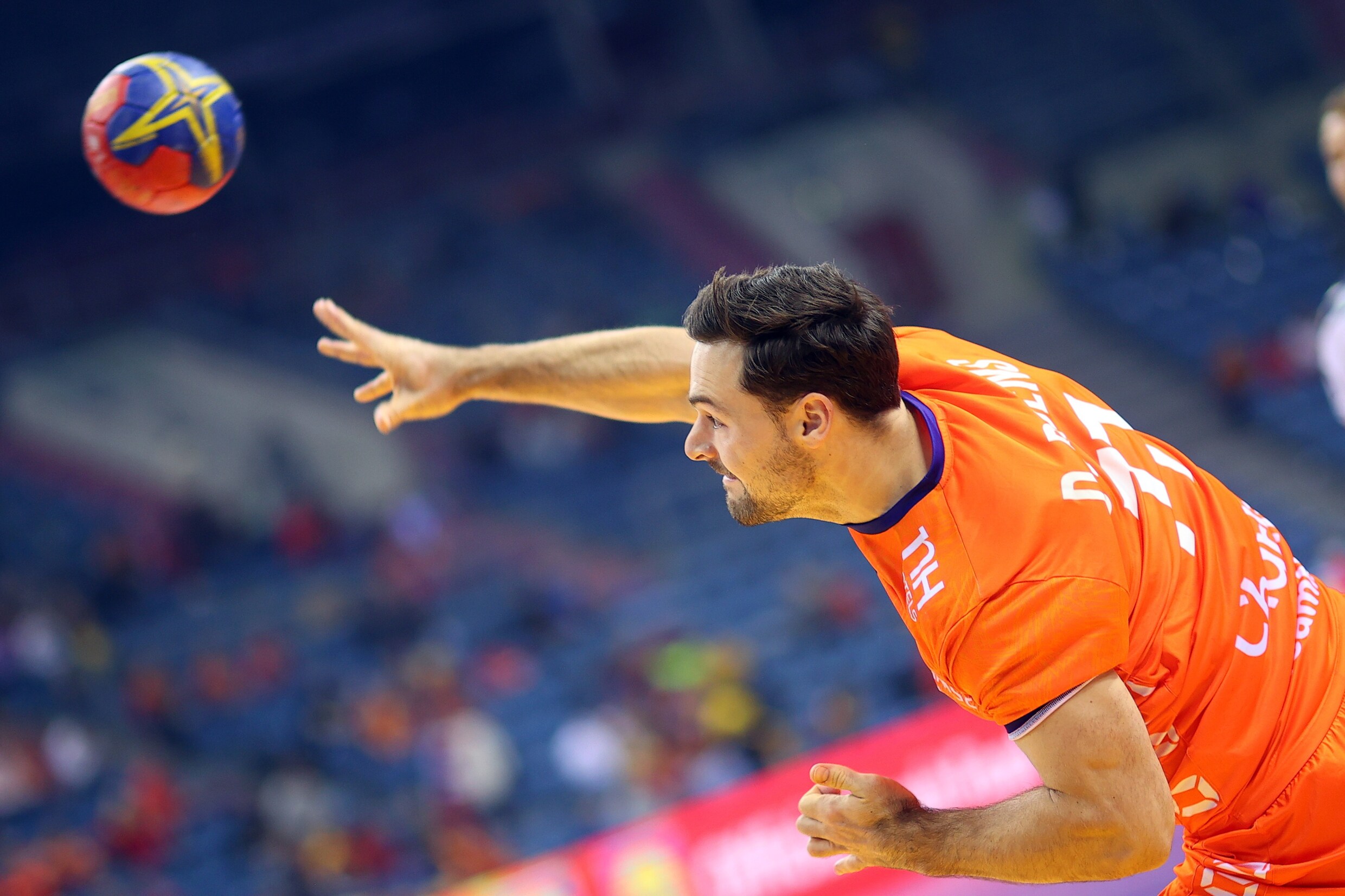 Handballers moeten voor het eerst slikken op WK: nipt verlies tegen ...