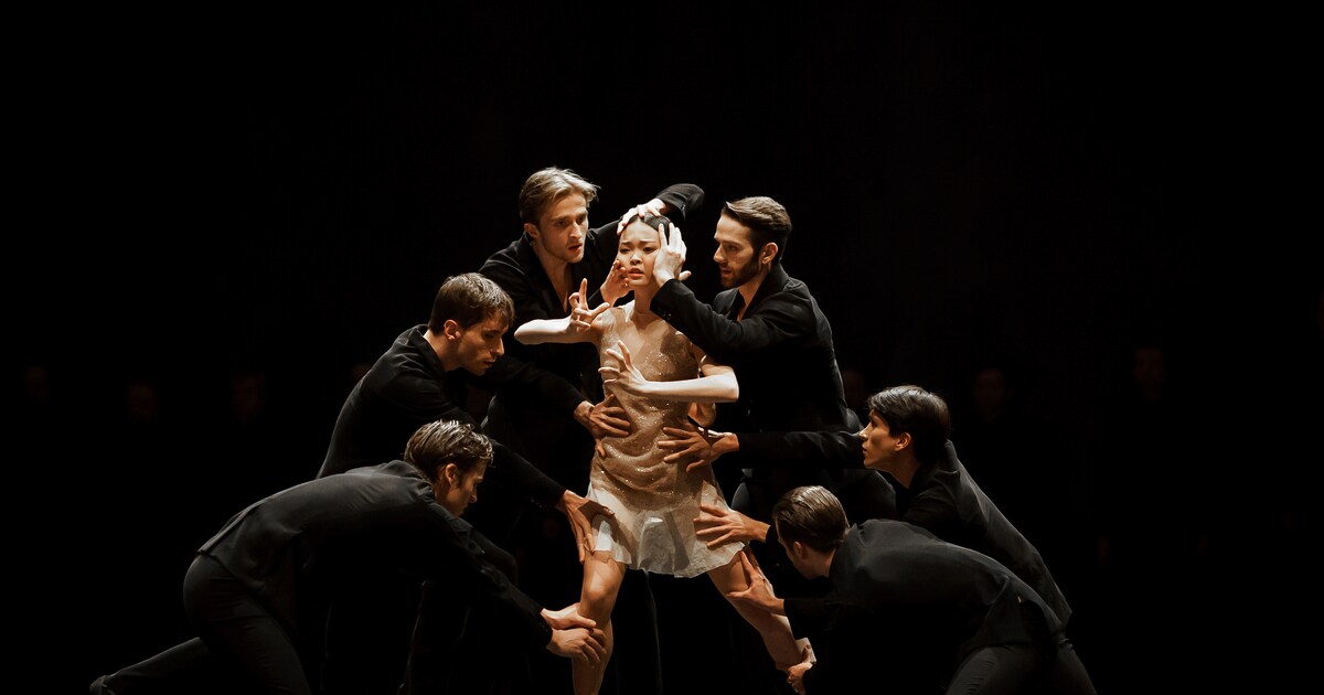 Interaksi mulus antara opera dan balet menghasilkan momen indah selama ‘Messa da Requiem’ ★★★★☆