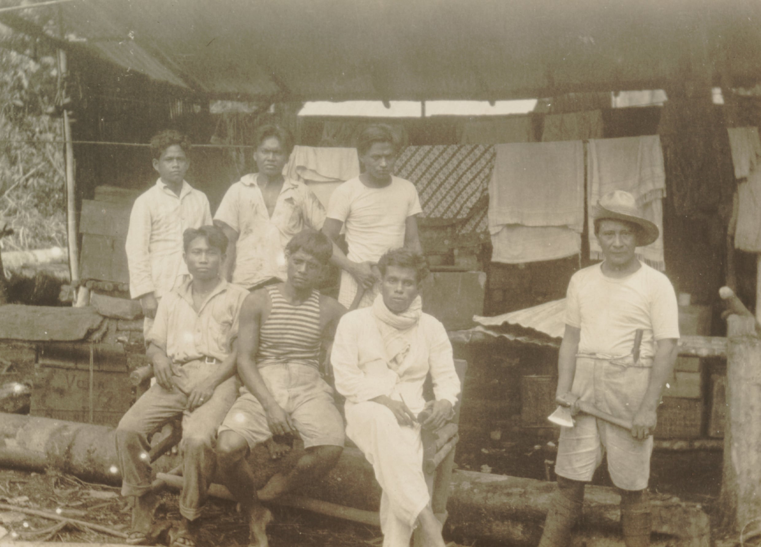 deze-vlinder-werd-gevangen-door-indonesische-verzetsstrijders-in-een