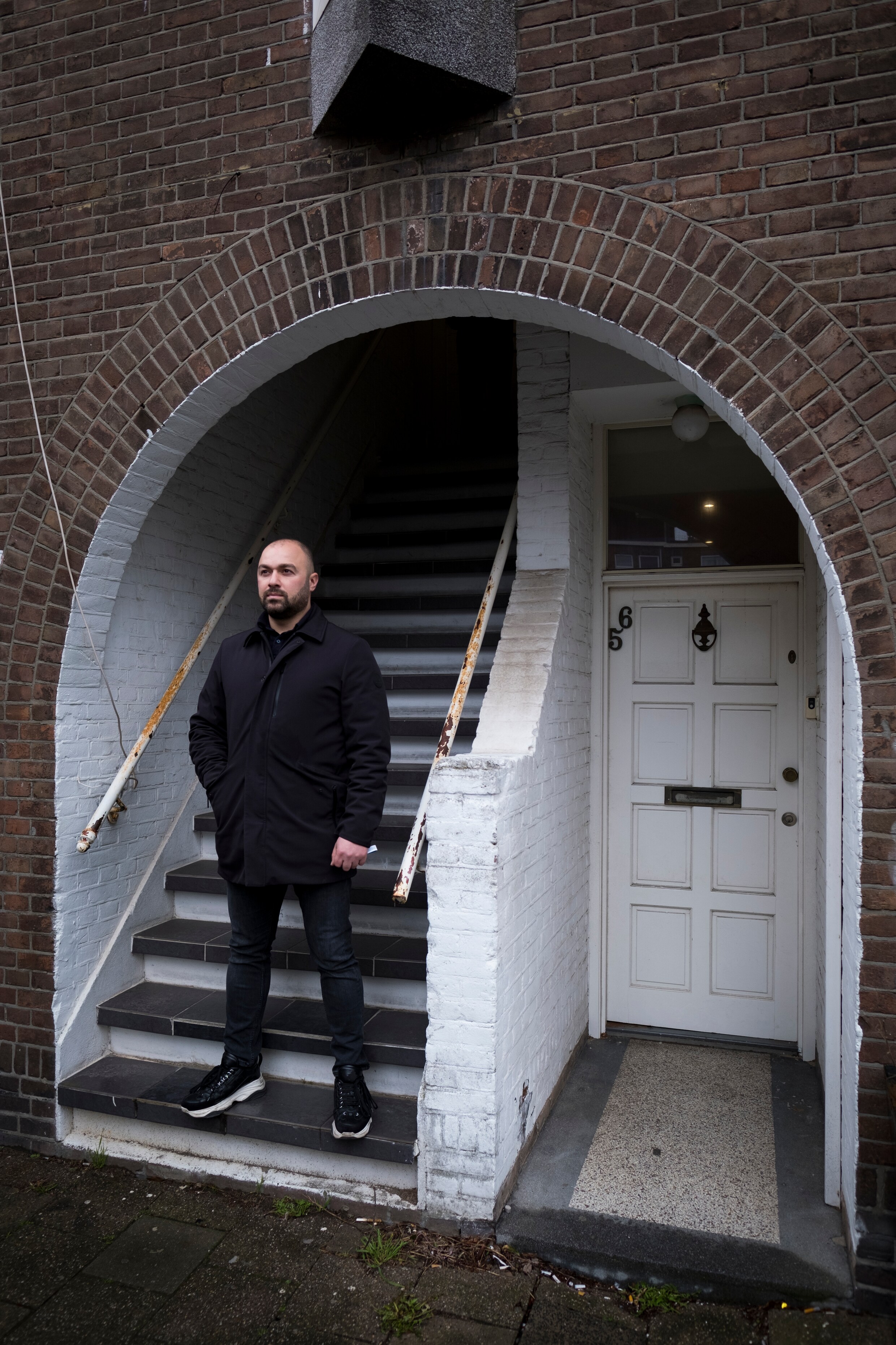 Hoekappartement in Laakkwartier.