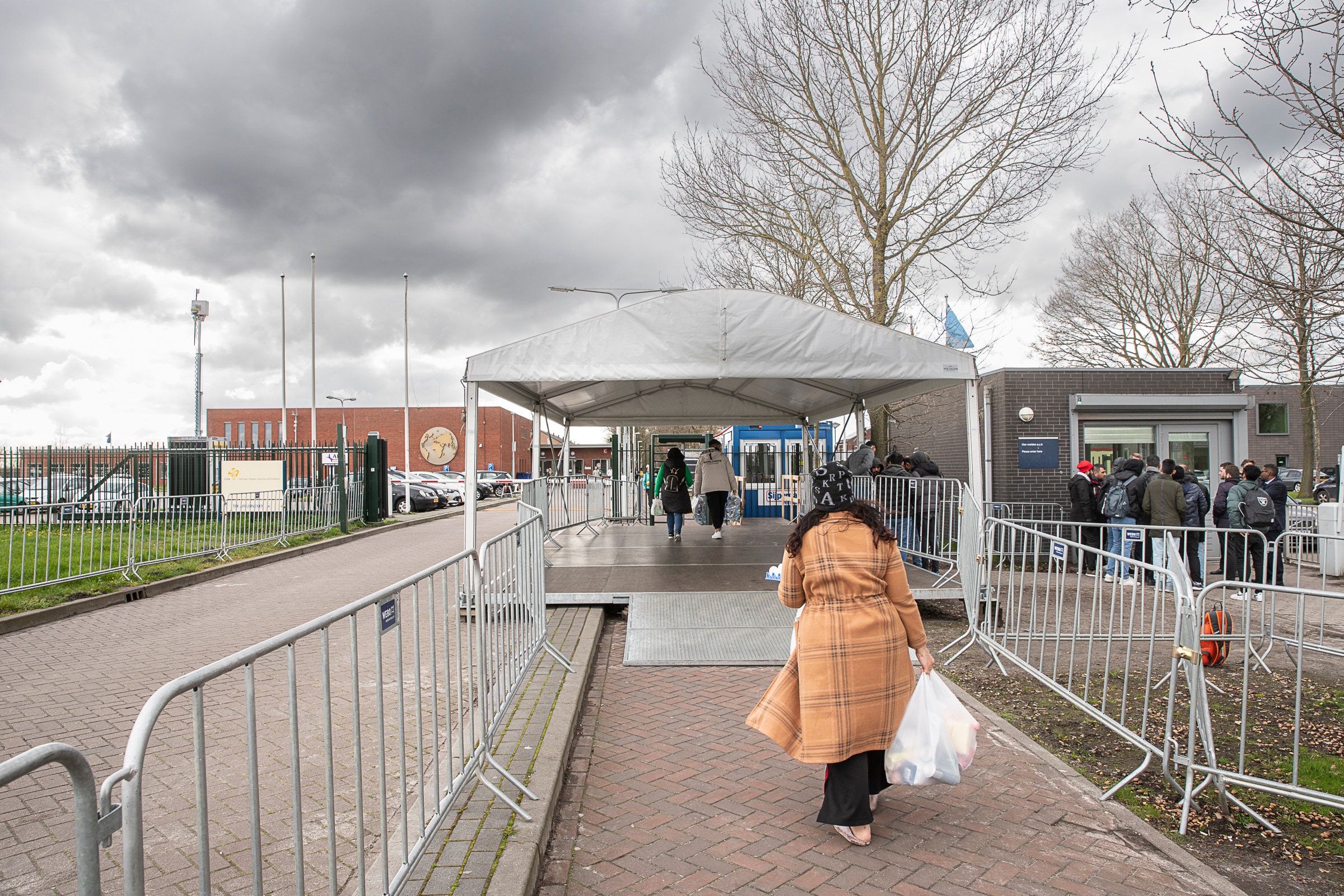 wachttijd-voor-asielzoekers-loopt-snel-op-terwijl-nieuwe-instroom-ook