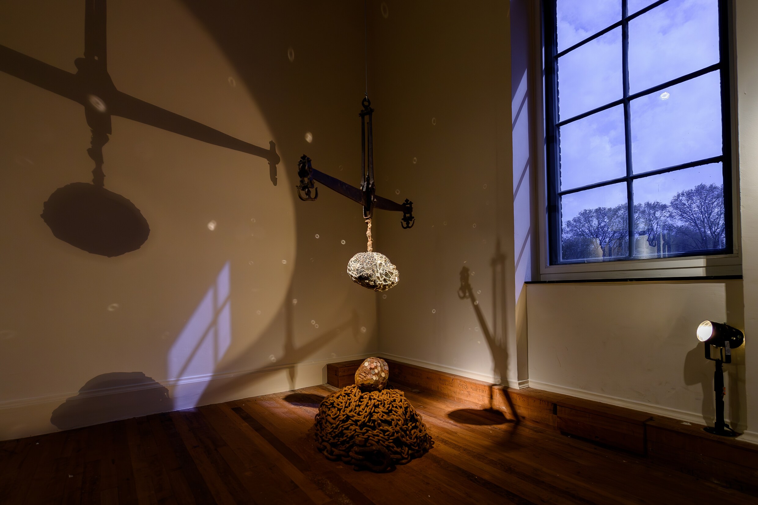 De expo Someone is Getting Rich is visueel prikkelend ★★★★☆ | de Volkskrant