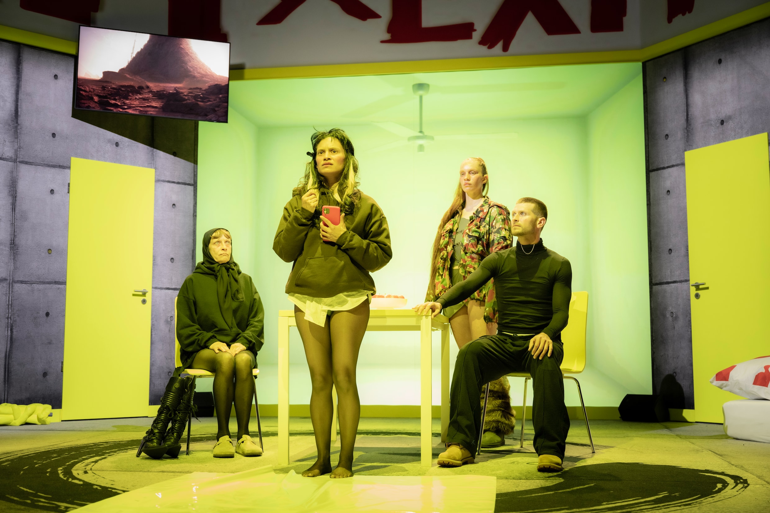 Theatermakers Kennedy en Selg: ‘De werkelijkheid wordt steeds ...
