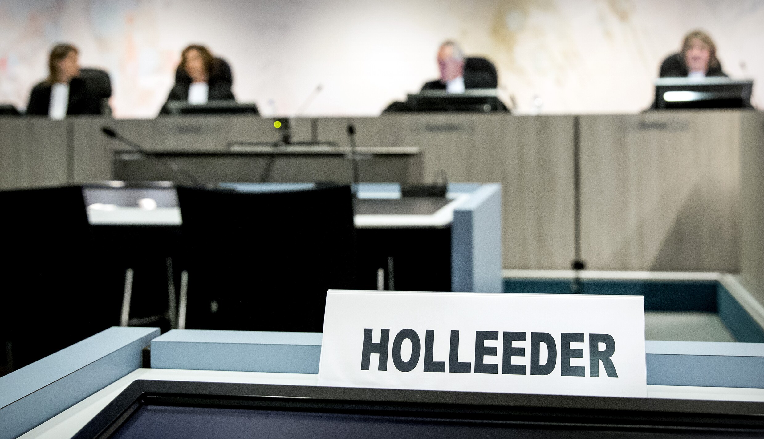 De zwaarbeveiligde Bunker tijdens de strafzaak tegen Willem Holleeder.