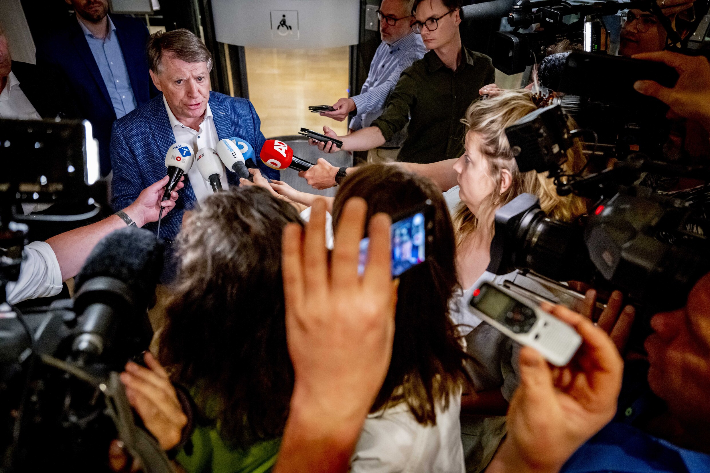 Boeren Zetten Gesprekken Over Landbouwakkoord Voort Na Nachtelijk ...