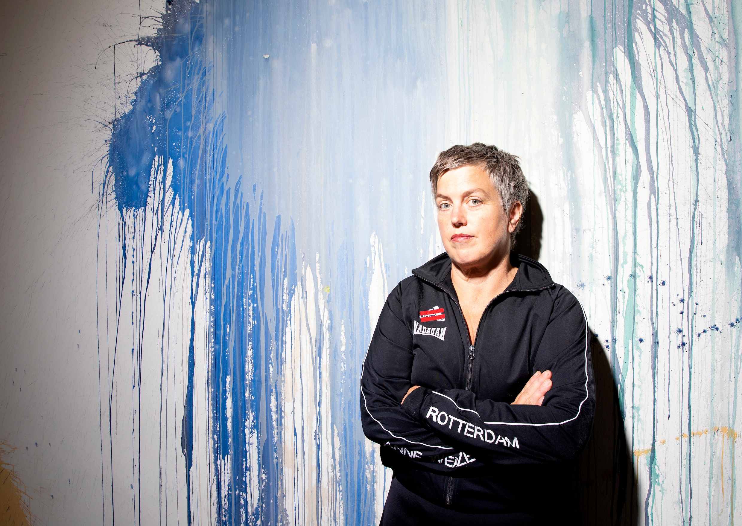 Kunstenaar Anne Wenzel won een tentoonstelling in een boksduel met de ...