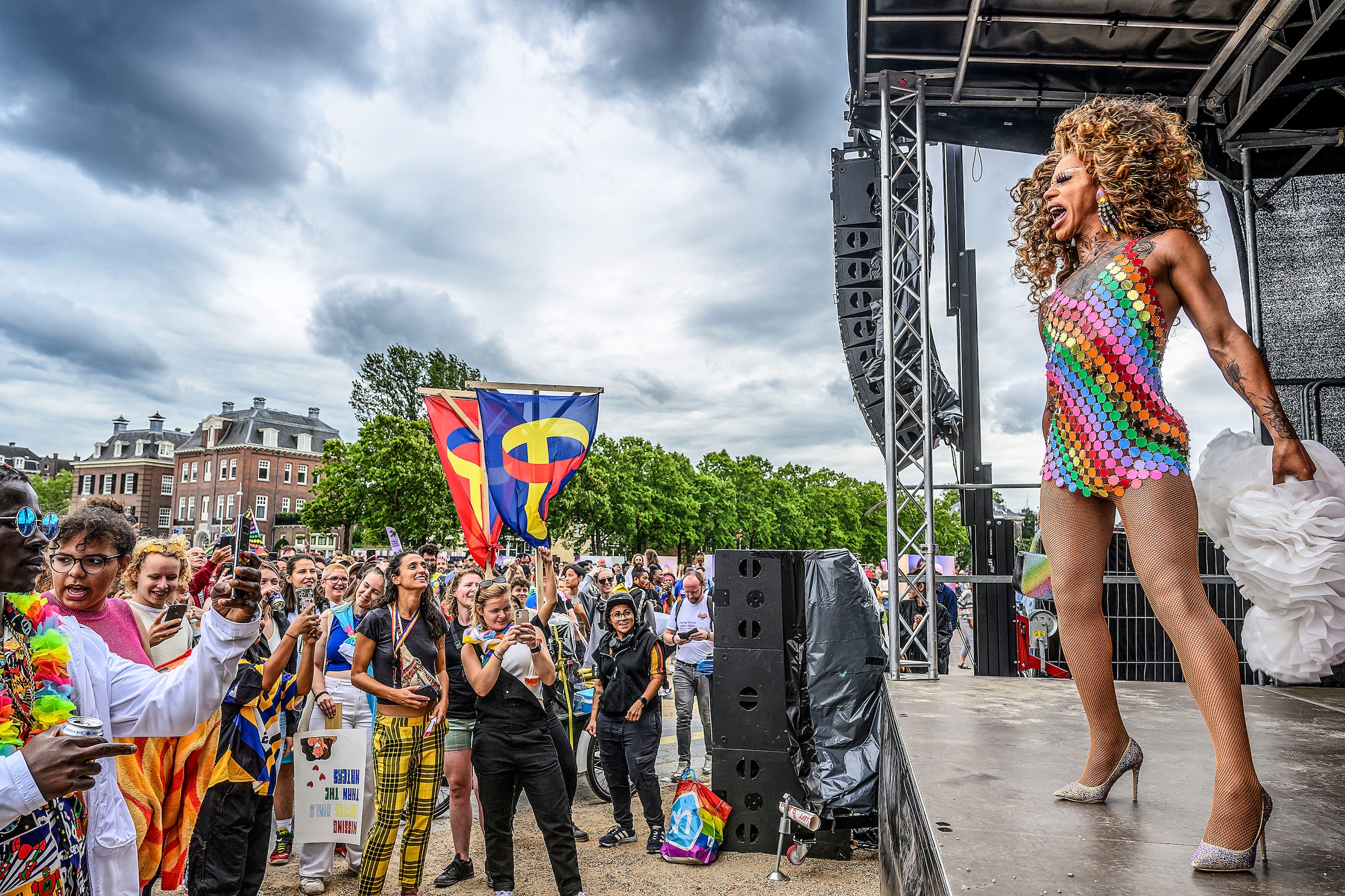 Queer & Pride begint met protest: ‘Zelfs in Nederland zijn we nog niet ...