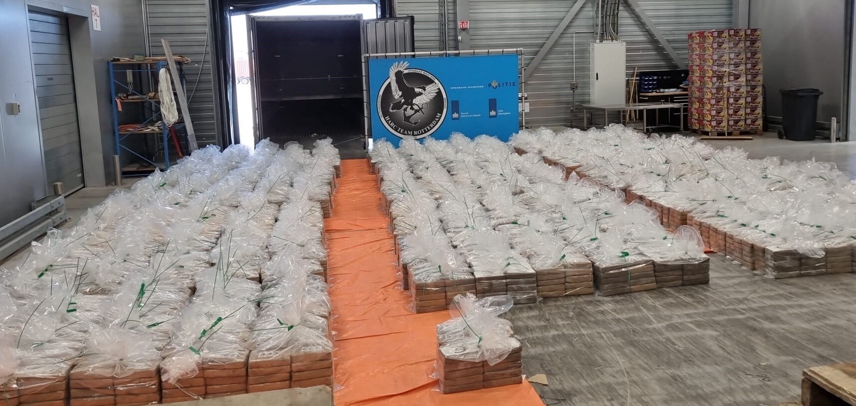 Cocaïne-vertrekpunt Ecuador en drugsbestemming Nederland tekenen ...