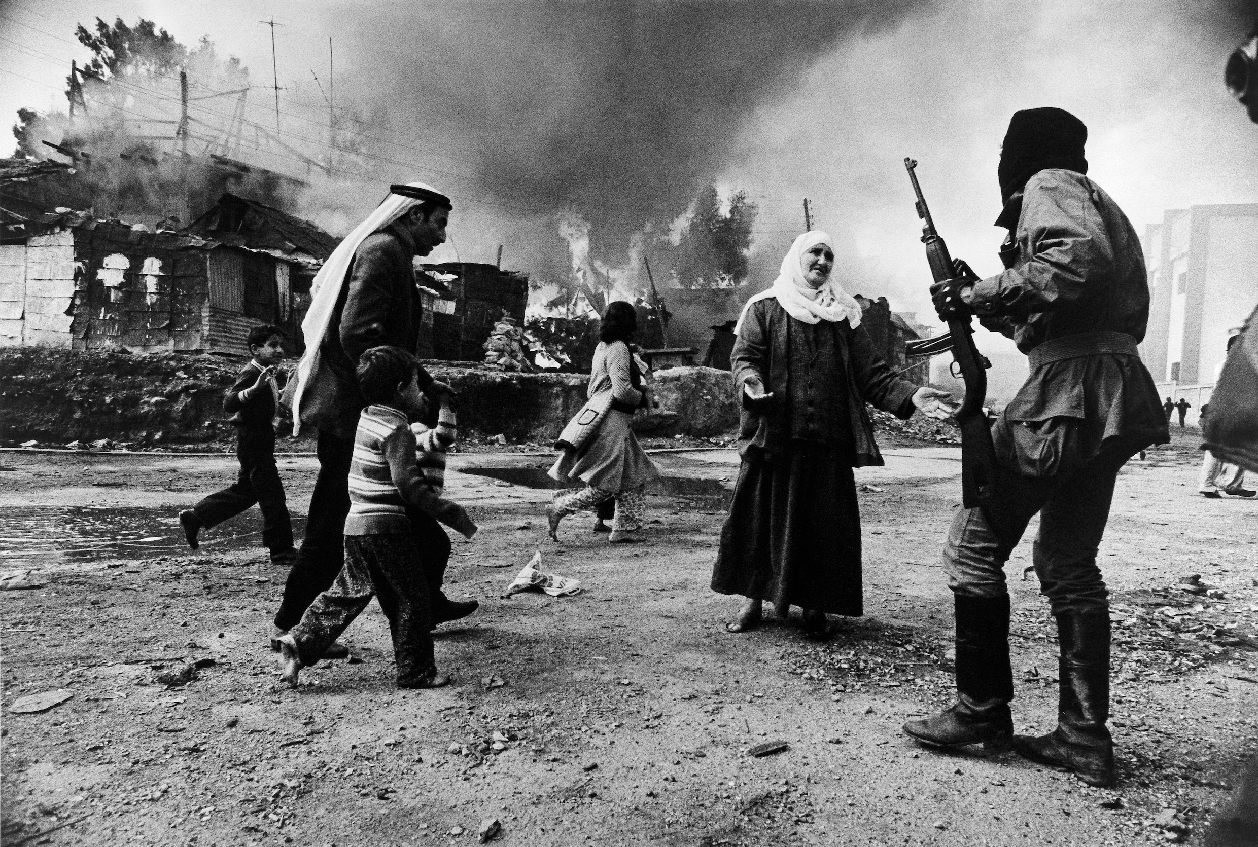 Nog tot 26 november te zien in Fotomuseum Den Haag ‘Vrouwen aan het front’, dat het beeld van