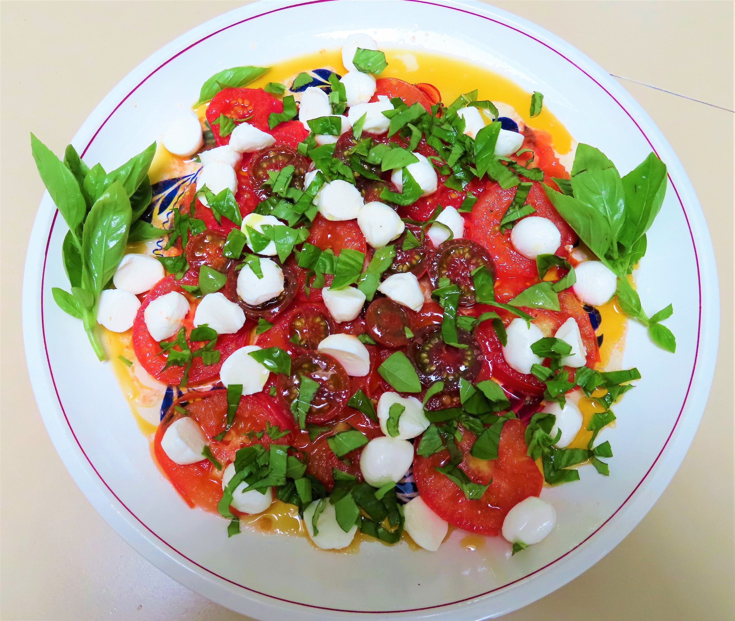 De Volkskeuken salade van gebakken tomaten de Volkskrant