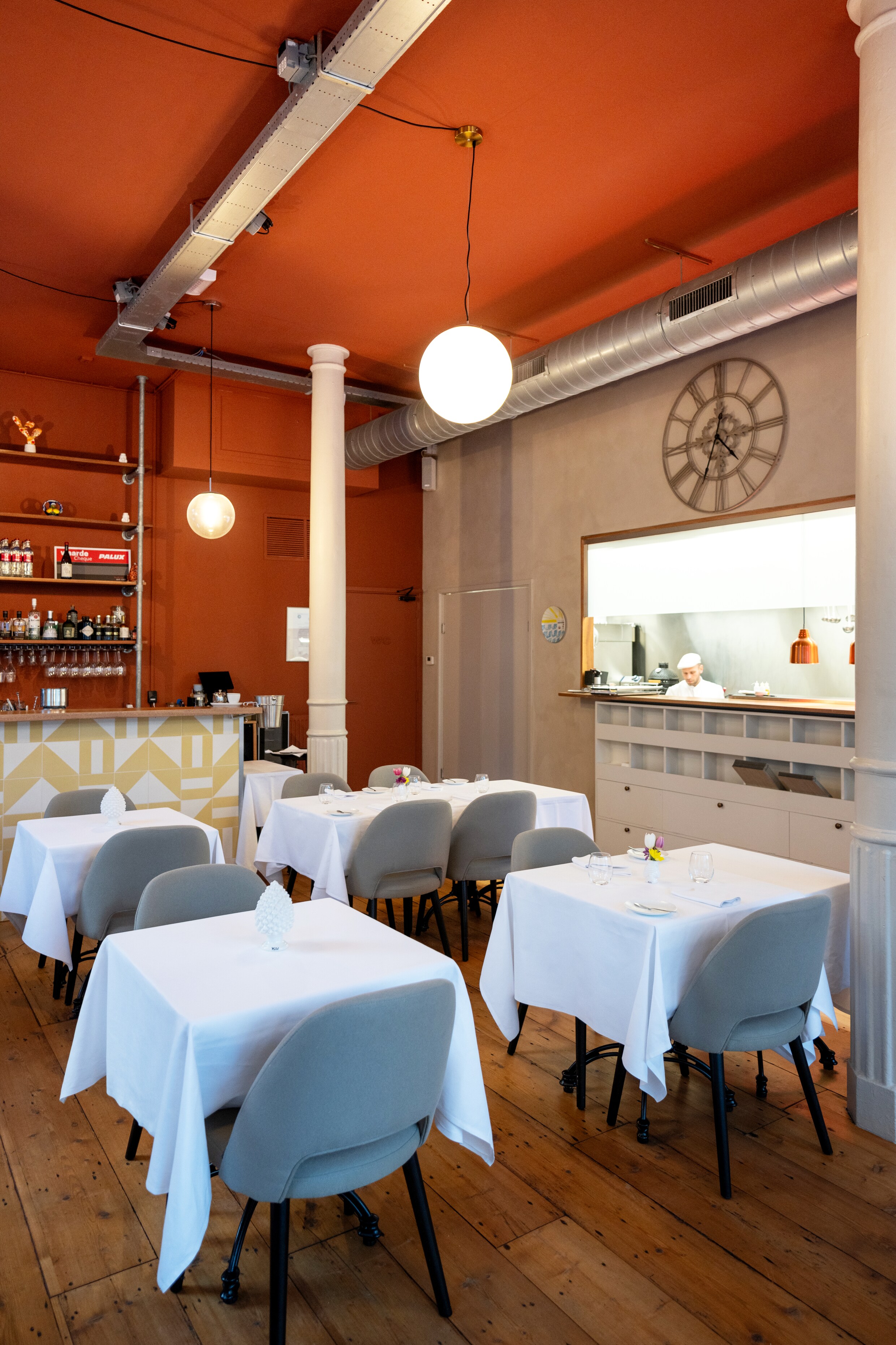 In Rotterdam krijgen we een chique variant op de Siciliaanse keuken op ons  bord: barok en zoet | de Volkskrant