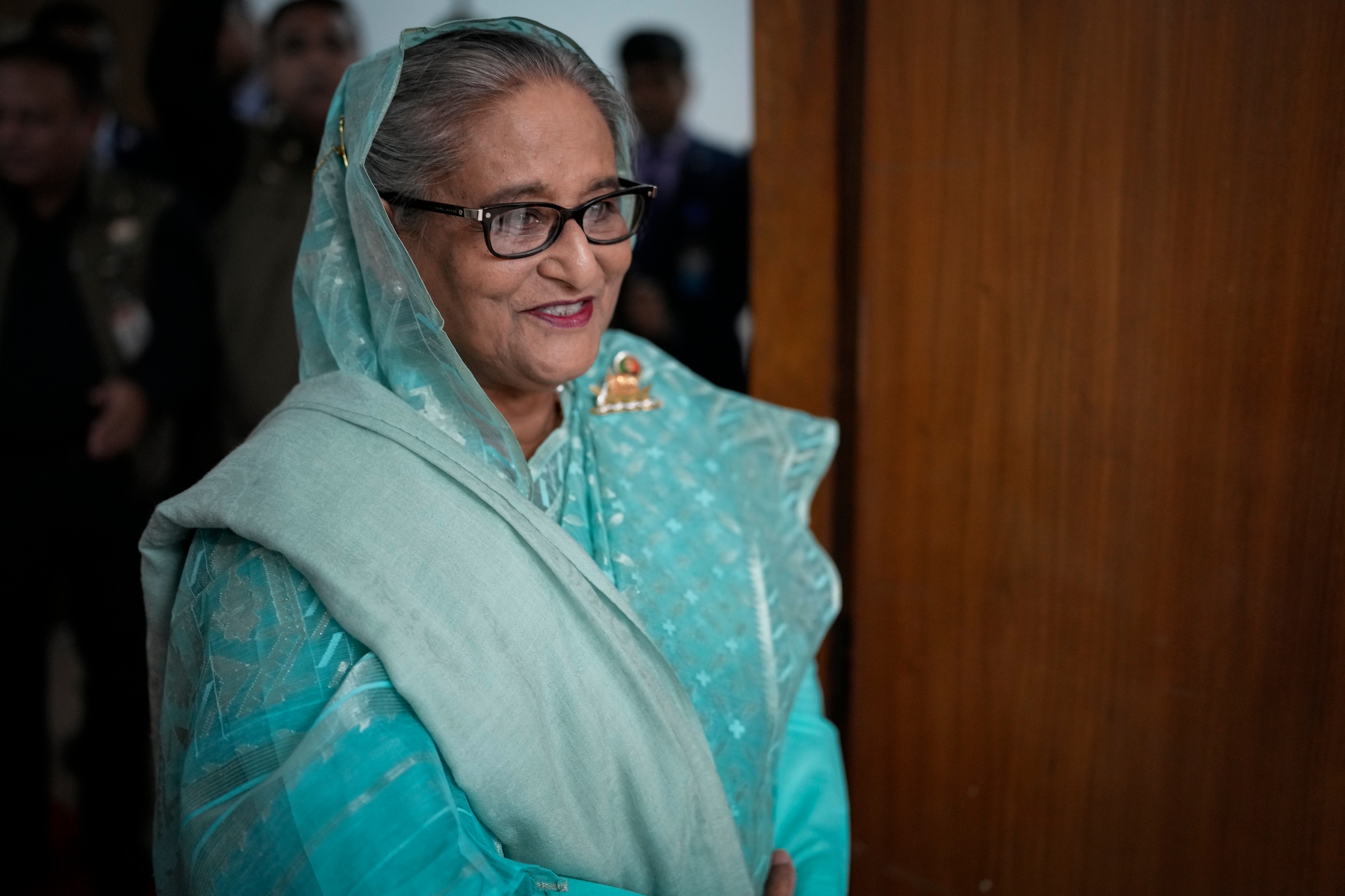 Omstreden Premier Hasina Van Bangladesh Wint Zoals Verwacht De Verkiezingen Opkomst Geschat Op