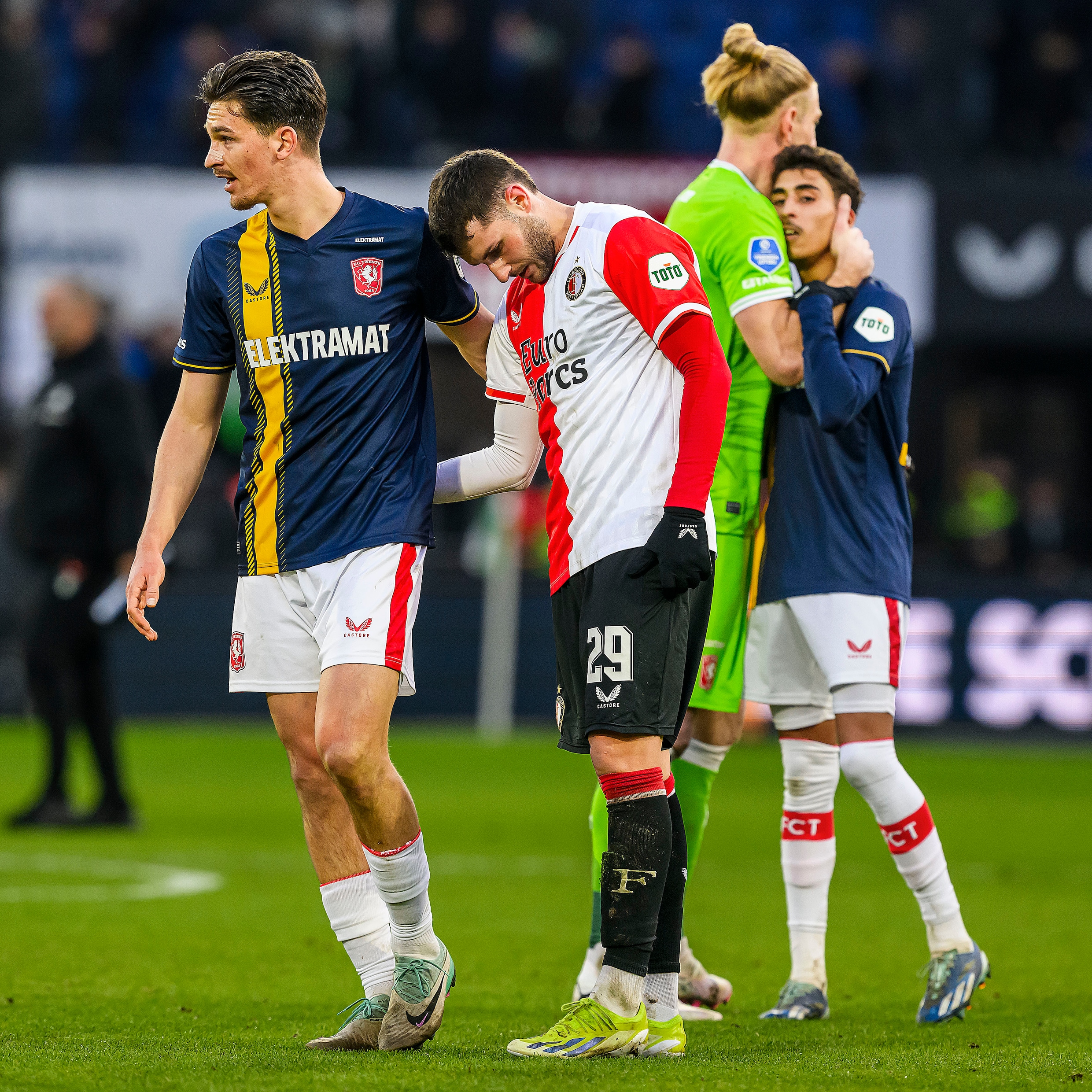 Feyenoorder Giménez Kreeg Zijn Eigen Documentaire, Daarna Ging Er Nog ...