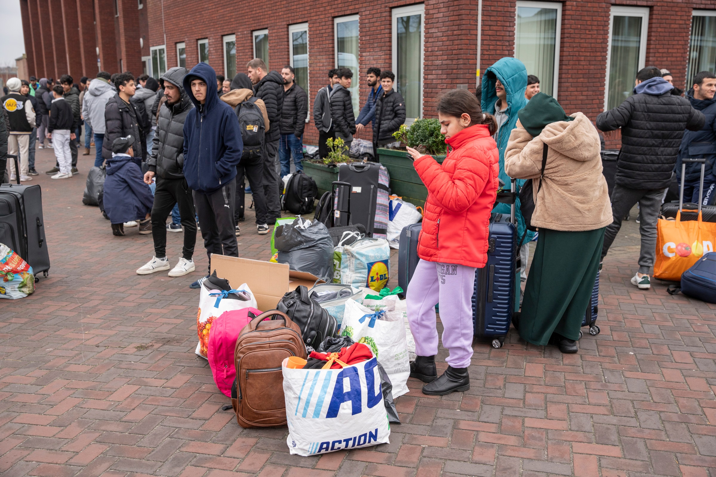 Dwangsom COA Loopt Op Tot 225 Duizend Euro, Opnieuw Meer Dan 2.000 ...