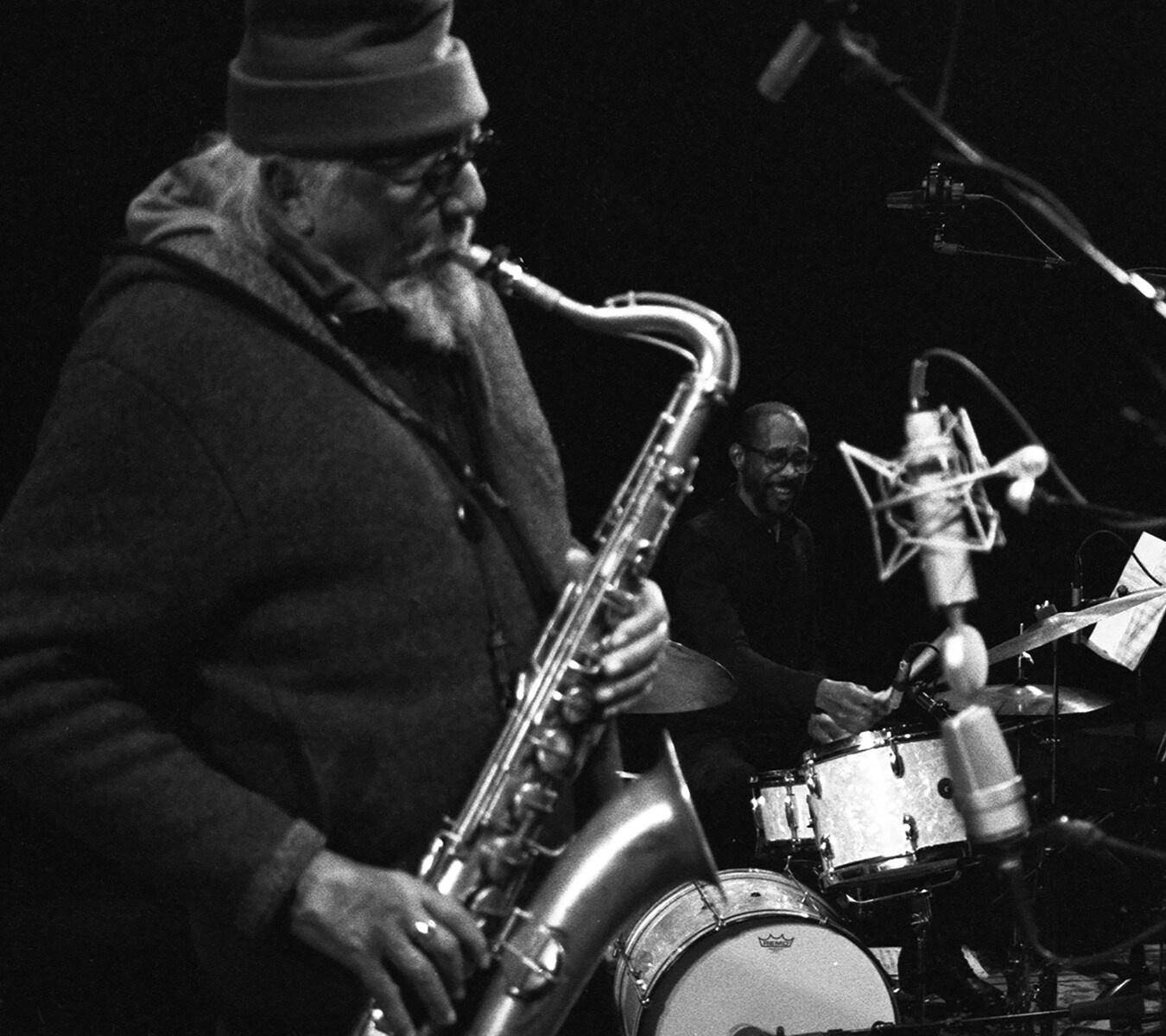 Het leven van jazzsaxofonist Charles Lloyd flitste in een ...