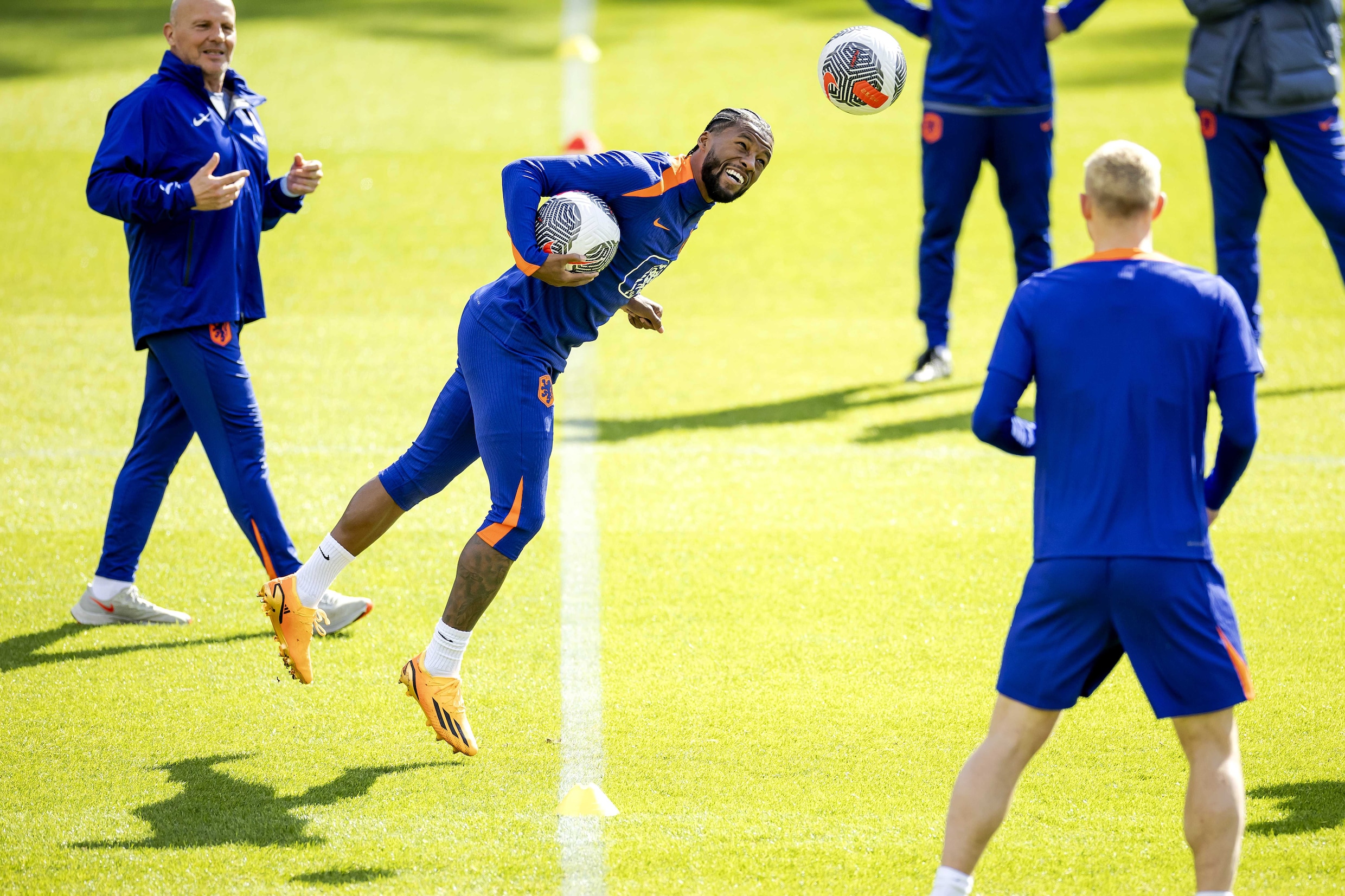 wat-doet-georginio-wijnaldum-eigenlijk-nog-in-het-nederlands-elftal