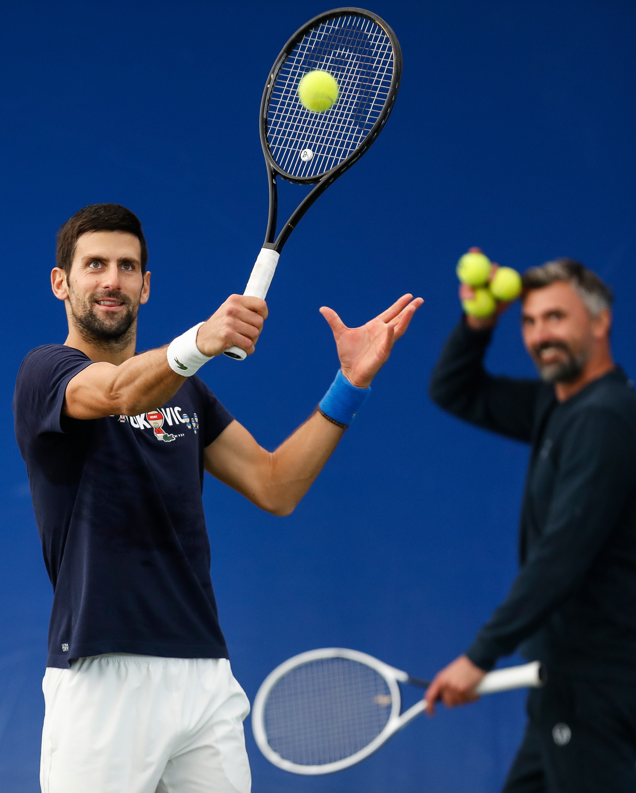 Novak Djokovic zoekt een tenniscoach, maar wie kan hem nog wat bijbrengen?  | de Volkskrant