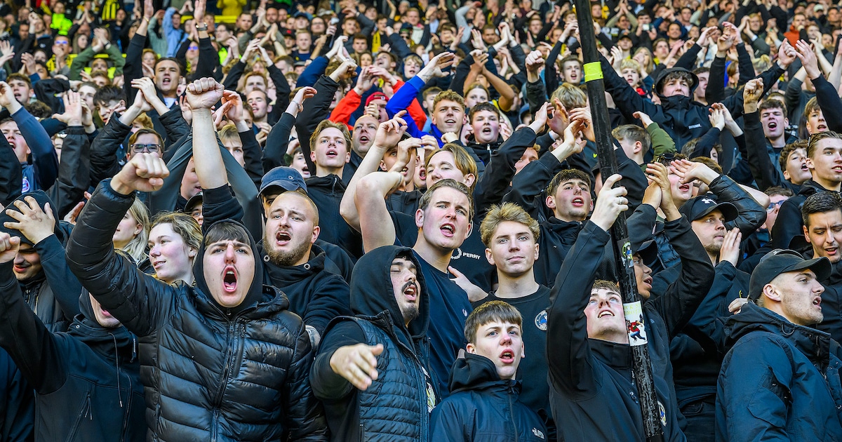 Vitesse wint in goed gevuld Gelredome en maakt een sprong van -1 naar ...