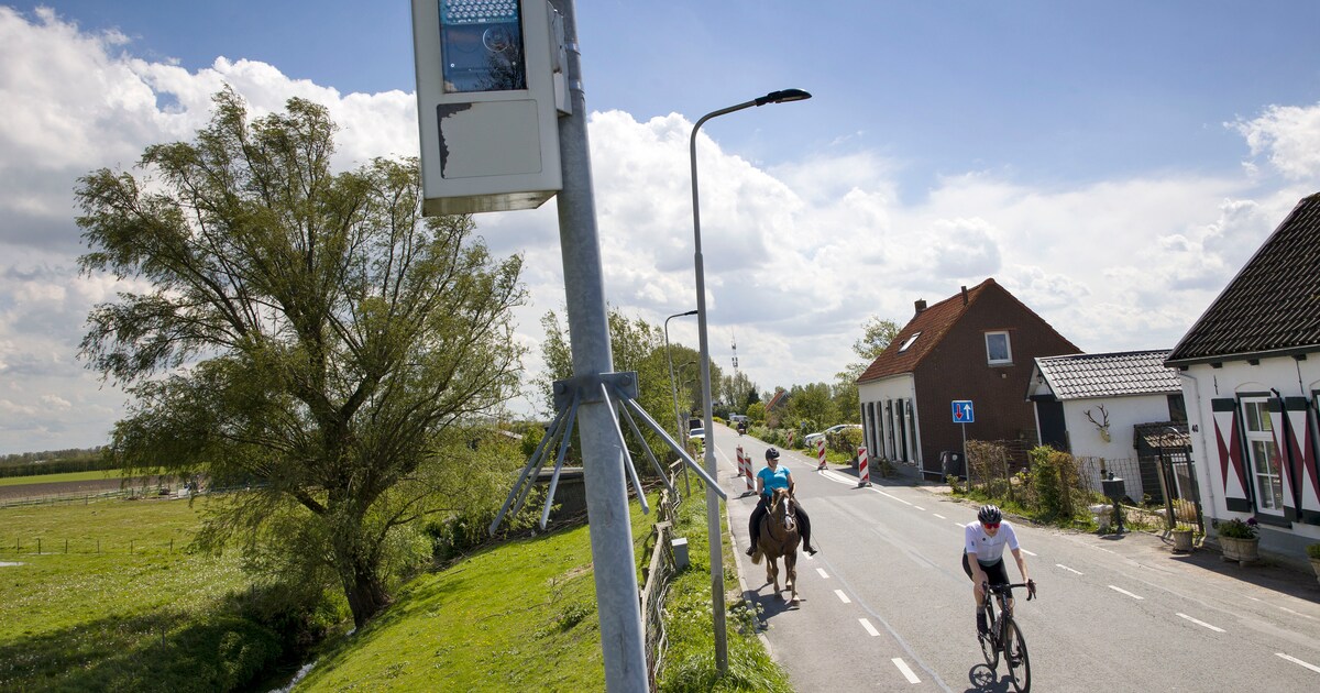 Grote gemeenten willen zelf bepalen waar flitspalen komen, maar OM blijft dwarsliggen