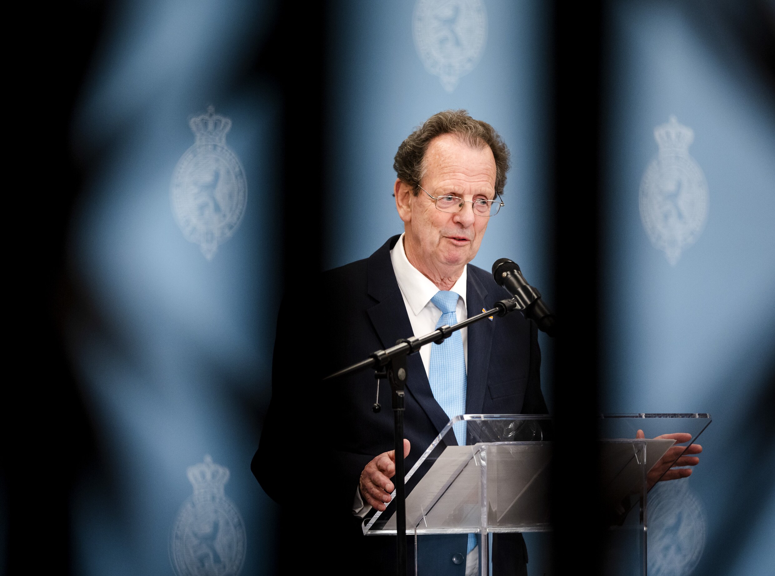 FIOD doet invallen in het kader van onderzoek naar oud-verkenner Gom ...