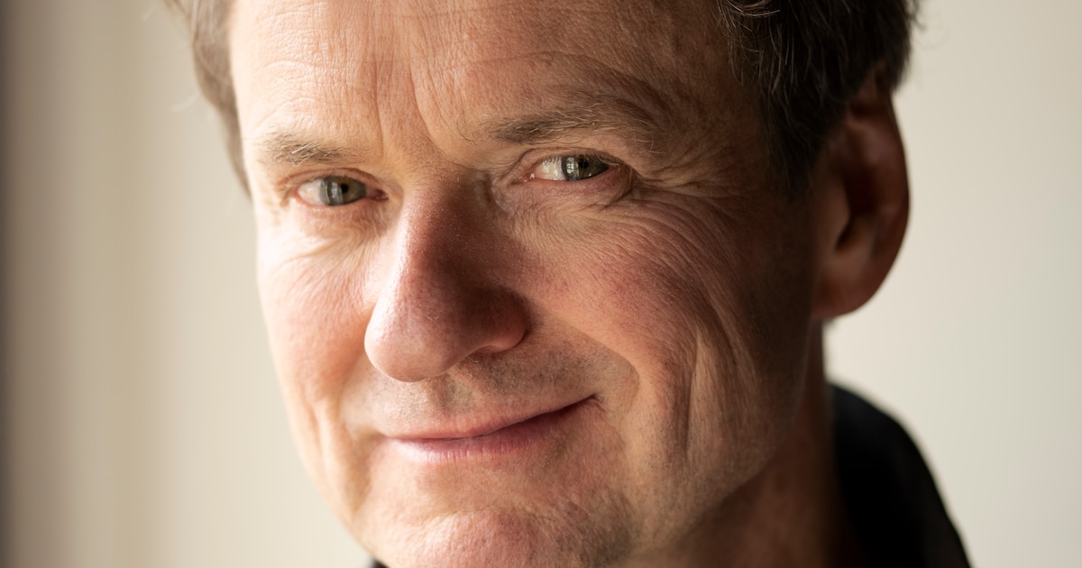 Recensie: Frank Westerman reist kriskras door tijd en plaats in ‘Zeven dieren bijten terug’