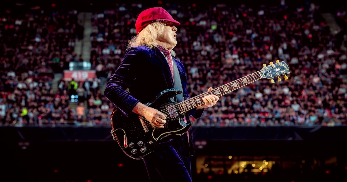 Het hardrocktreintje van AC/DC komt steeds stomend op gang en mist ...