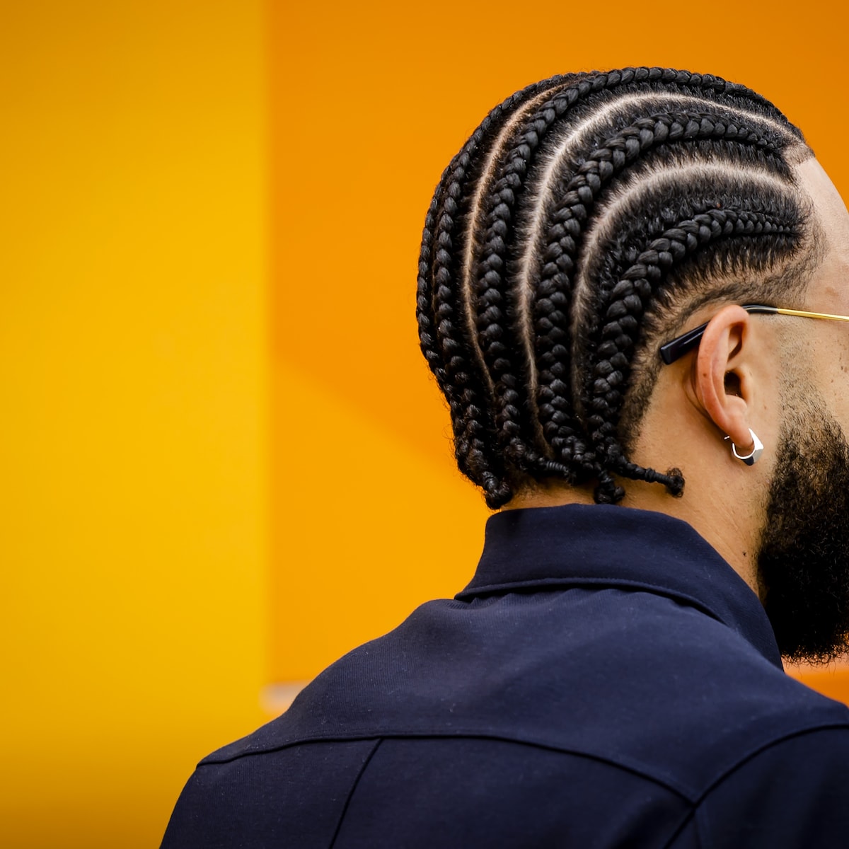 Wat Memphis doet met zijn haarband is van alle tijd Horloges auto s en kleding dat is de heilige drie eenheid bij voetballers de Volkskrant