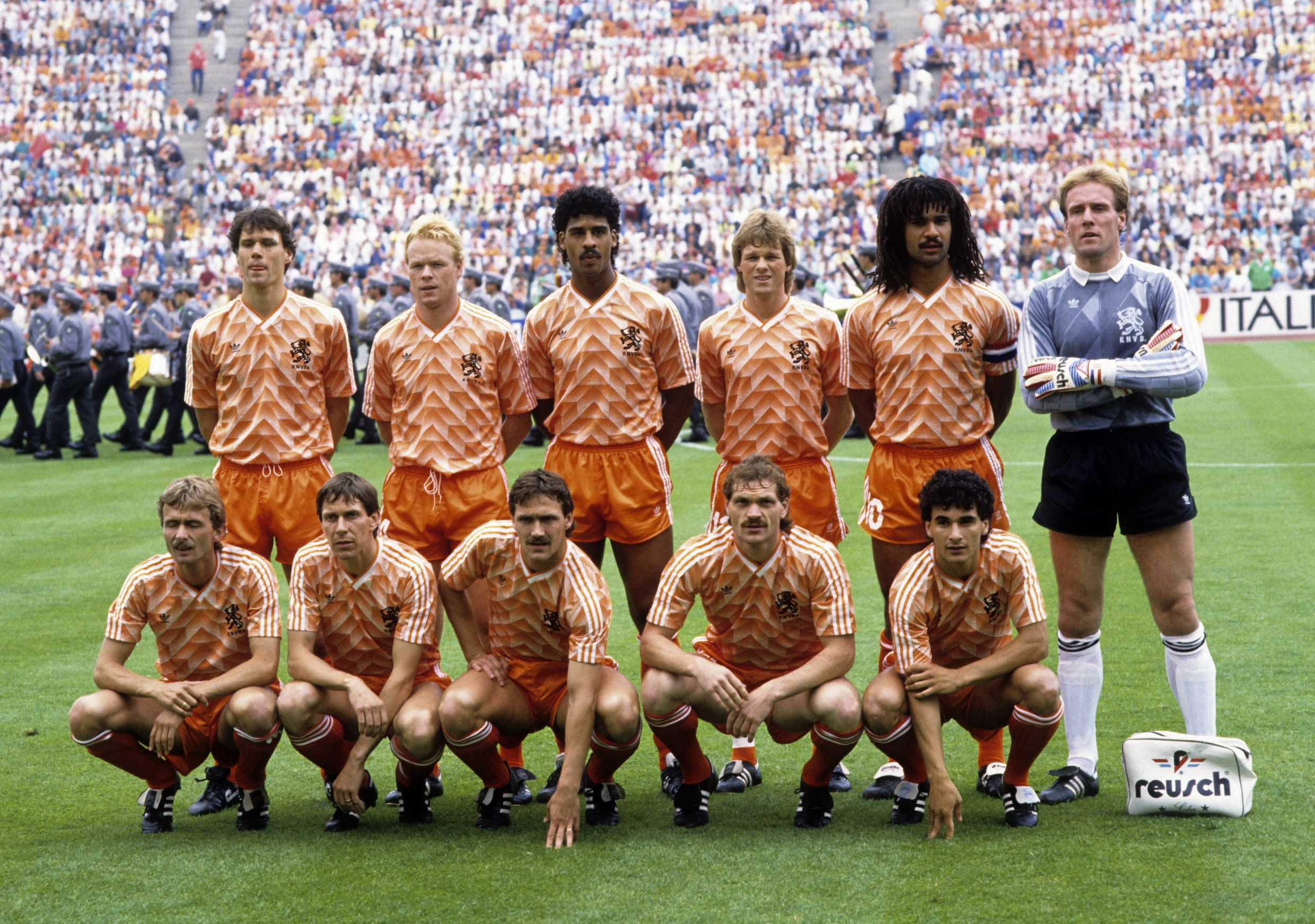 De onverwoestbare band tussen de broers Ronald en Erwin Koeman | de ...
