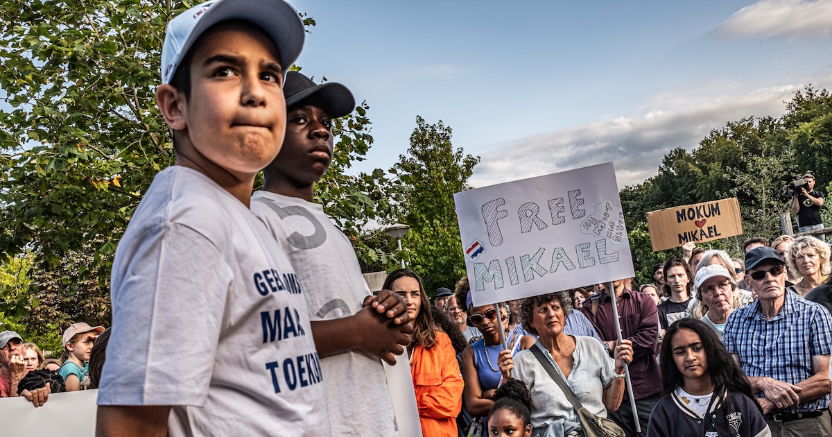 Mikael en zijn moeder hoeven toch niet naar Armenië en mogen in Nederland blijven