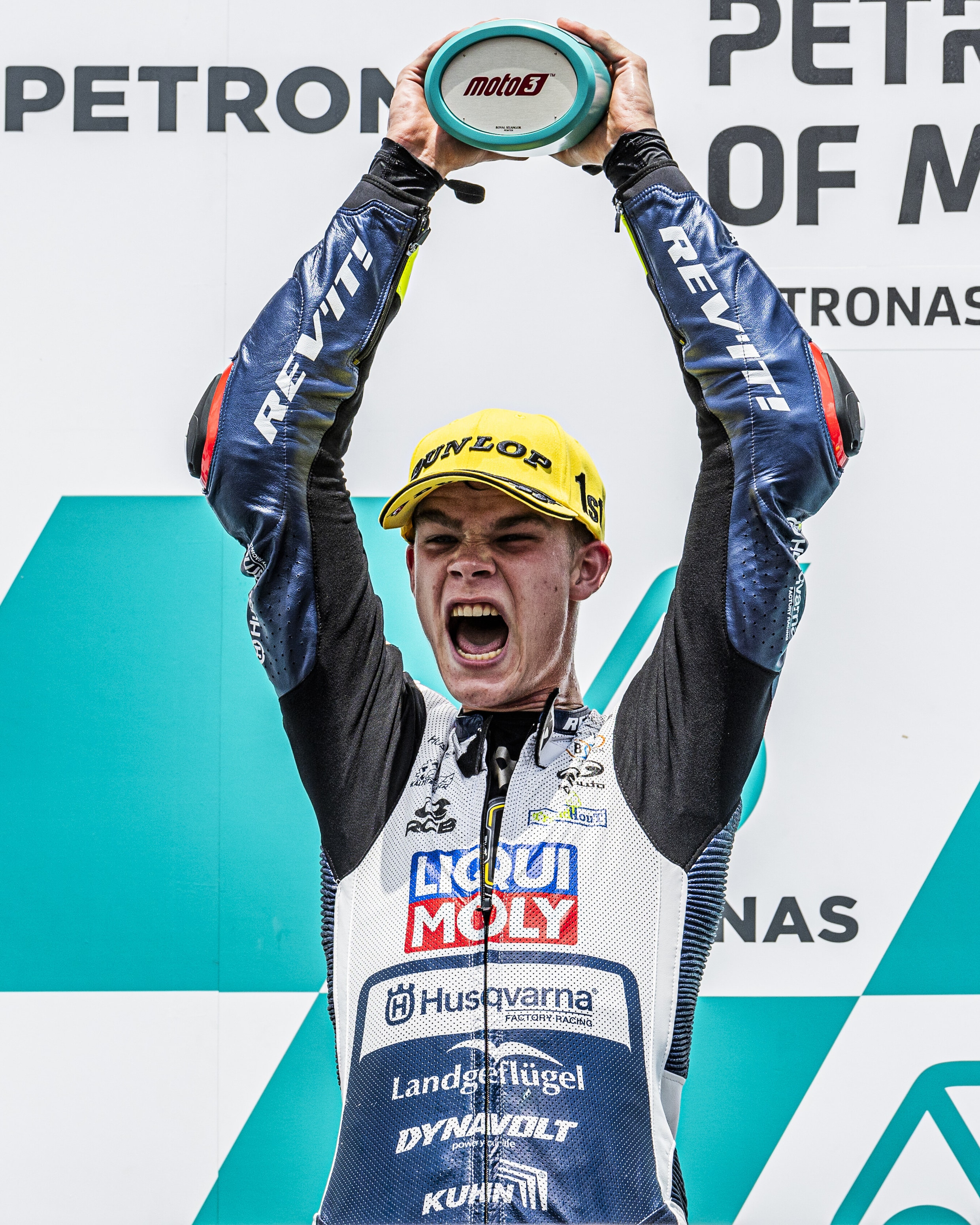 Motorcoureur Collin Veijer is gemaakt om te racen: ‘Ik kon bijna eerder ...