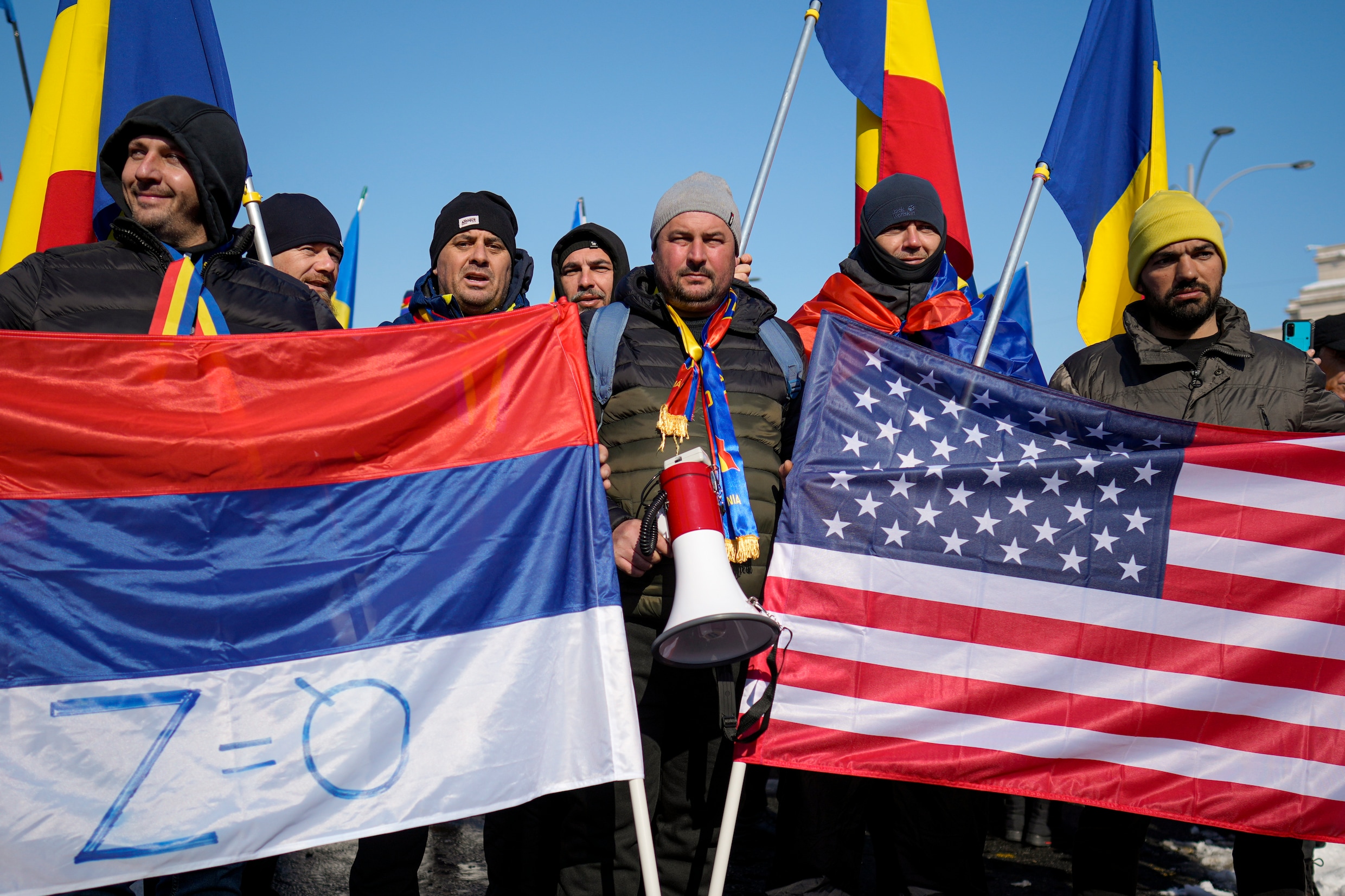 Hoe extreemrechtse desinformatie met hulp van Rusland, Musk en influencers  het hart van de Europese macht binnendringt | de Volkskrant