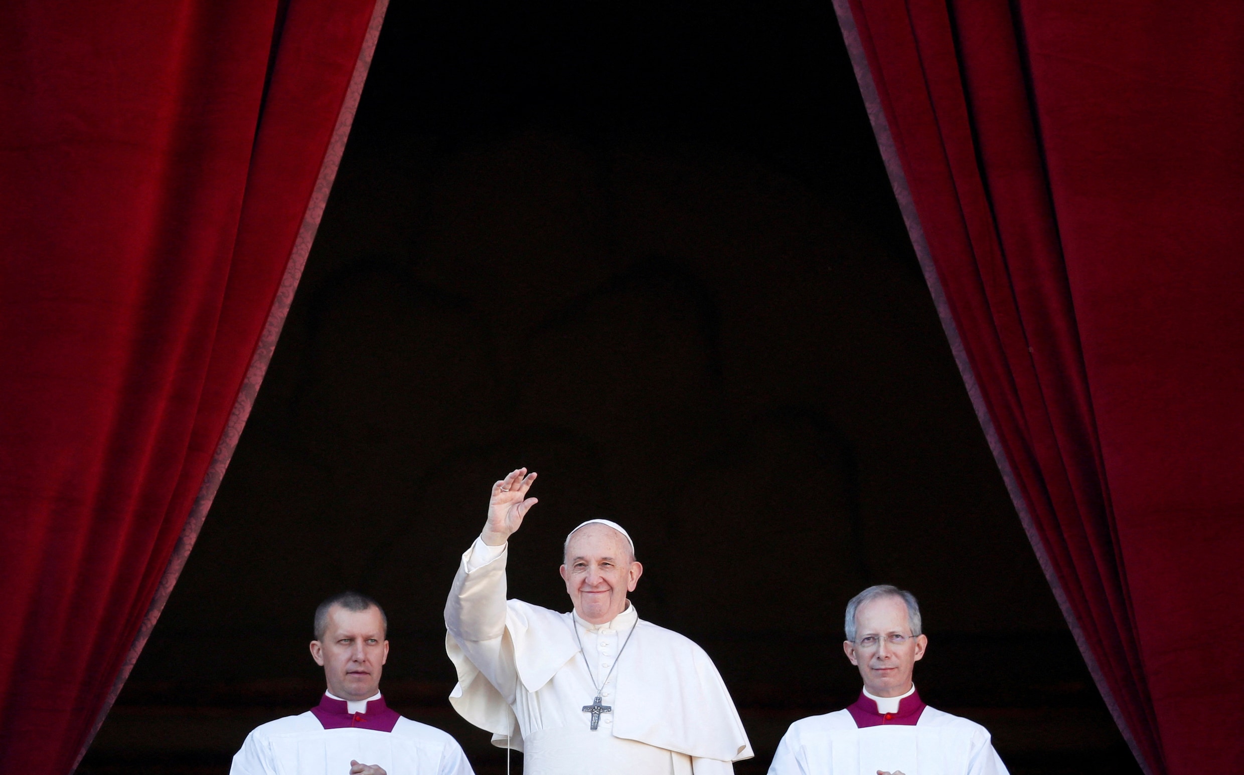 Live overlijden paus: Leverancier bloemen voor Pasen in Vaticaanstad zei tegen paus: 'Al deze bloemen zijn voor u' | de Volkskrant