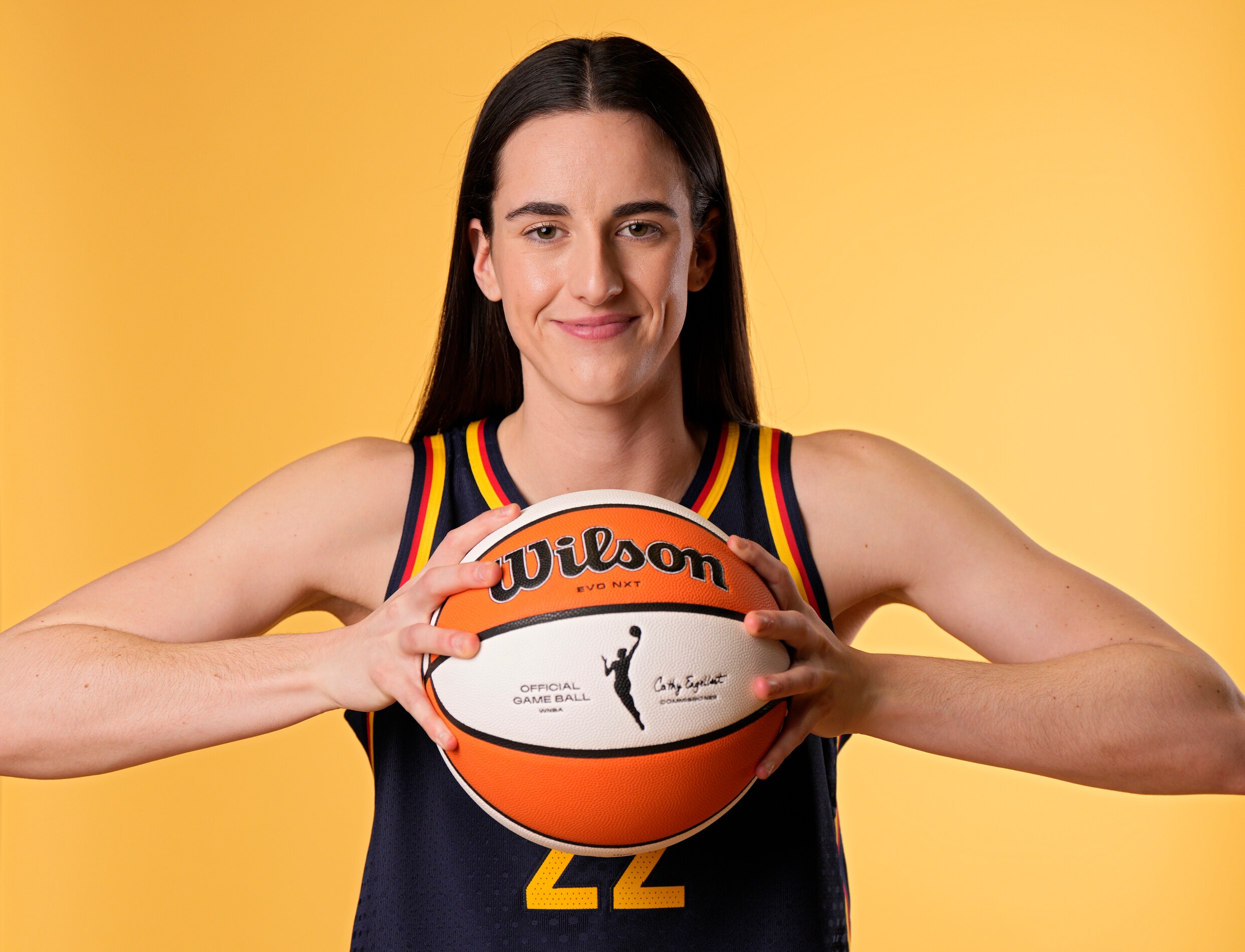 Het Caitlin Clark-effect: iedereen wil het fenomeen uit Iowa zien ...