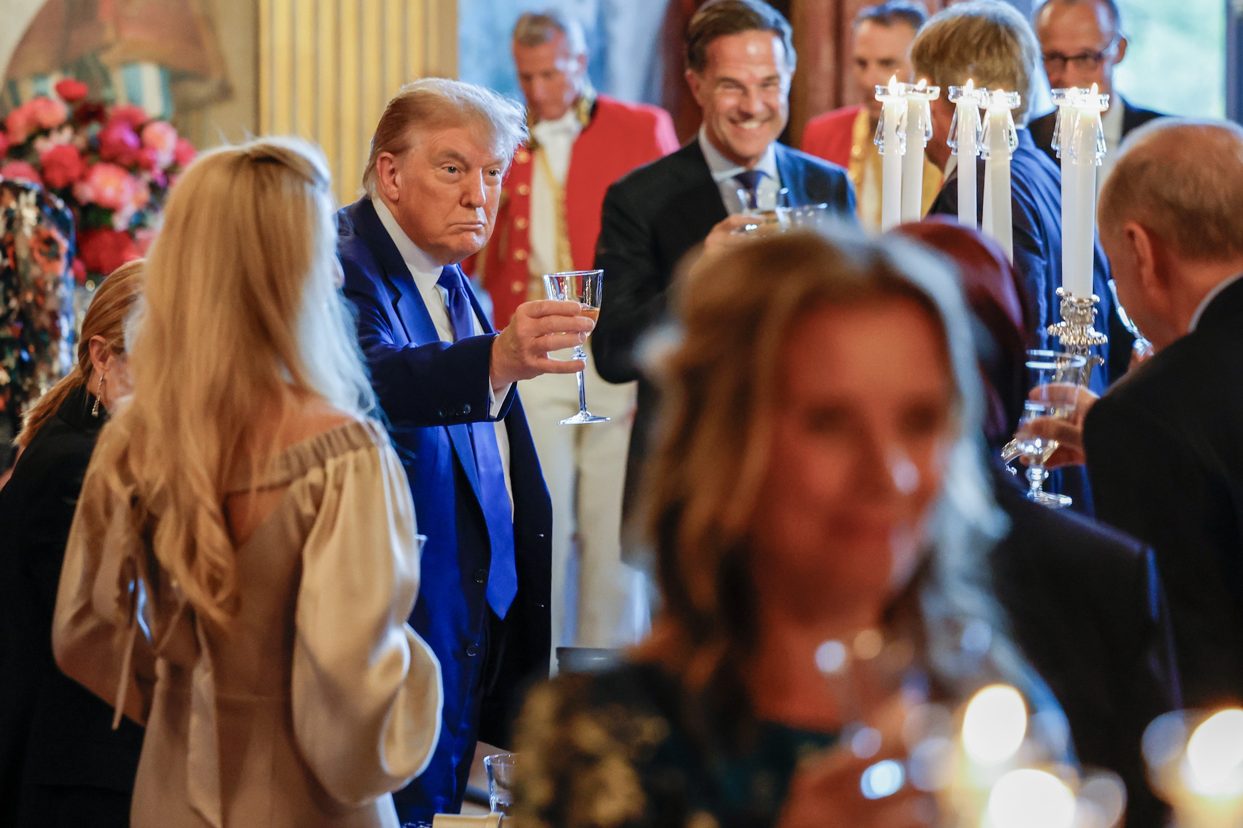 ‘Voor Trump is een ko­ninklijke uitnodiging de ultieme eerbetuiging, de ...