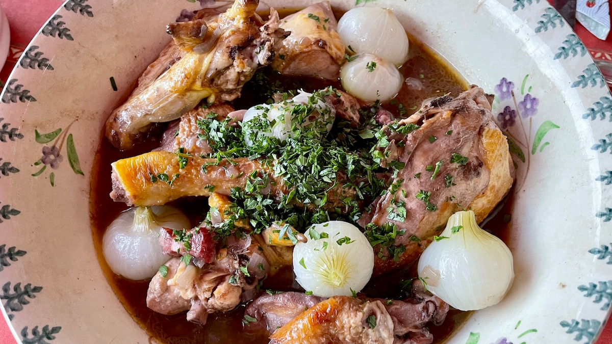 De Volkskeuken: coq au vin | de Volkskrant