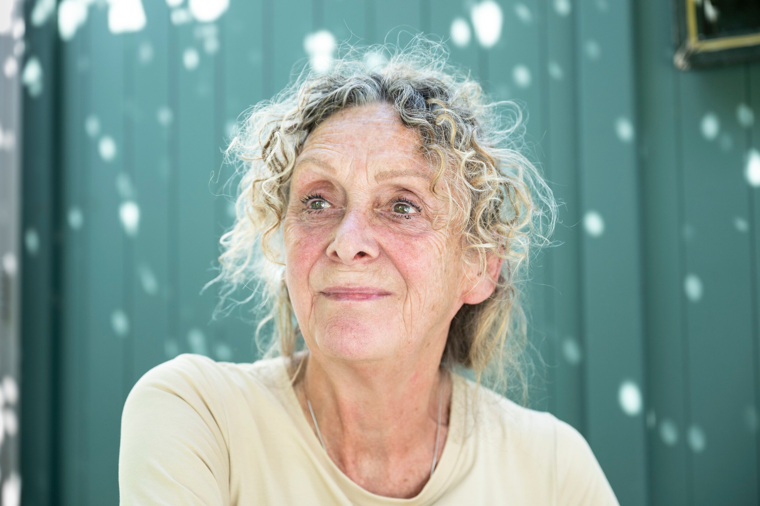 Logeren via Takecarebnb bij Rita biedt de gevluchte Andrej een veilige ...