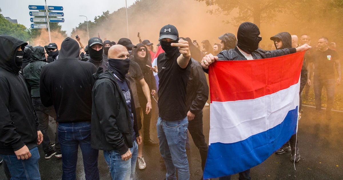 Opinie: Niet het ‘tuig’, maar vernedering drijft mensen tot rellen