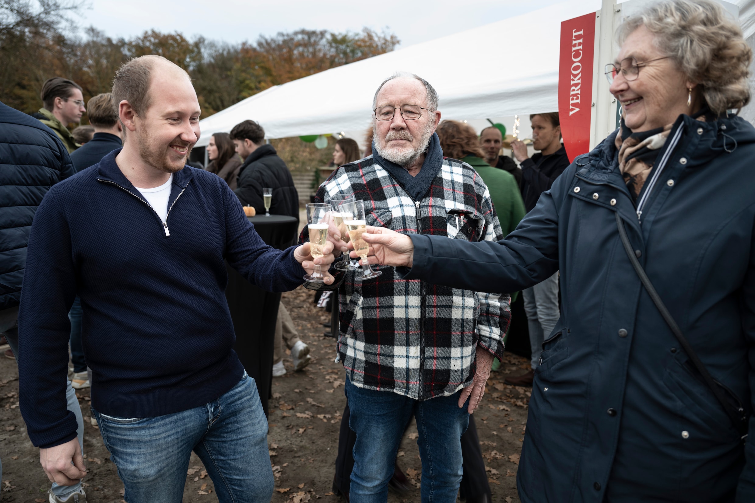 Door procederende buur steeg Dennis de Boers nieuwe huis 60 duizend euro in  prijs | de Volkskrant