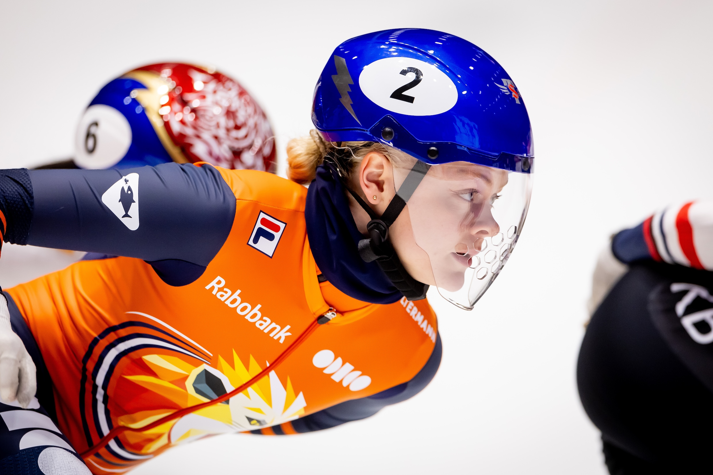 Xandra Velzeboer tijdens de 1500-meterfinale in Dordrecht.