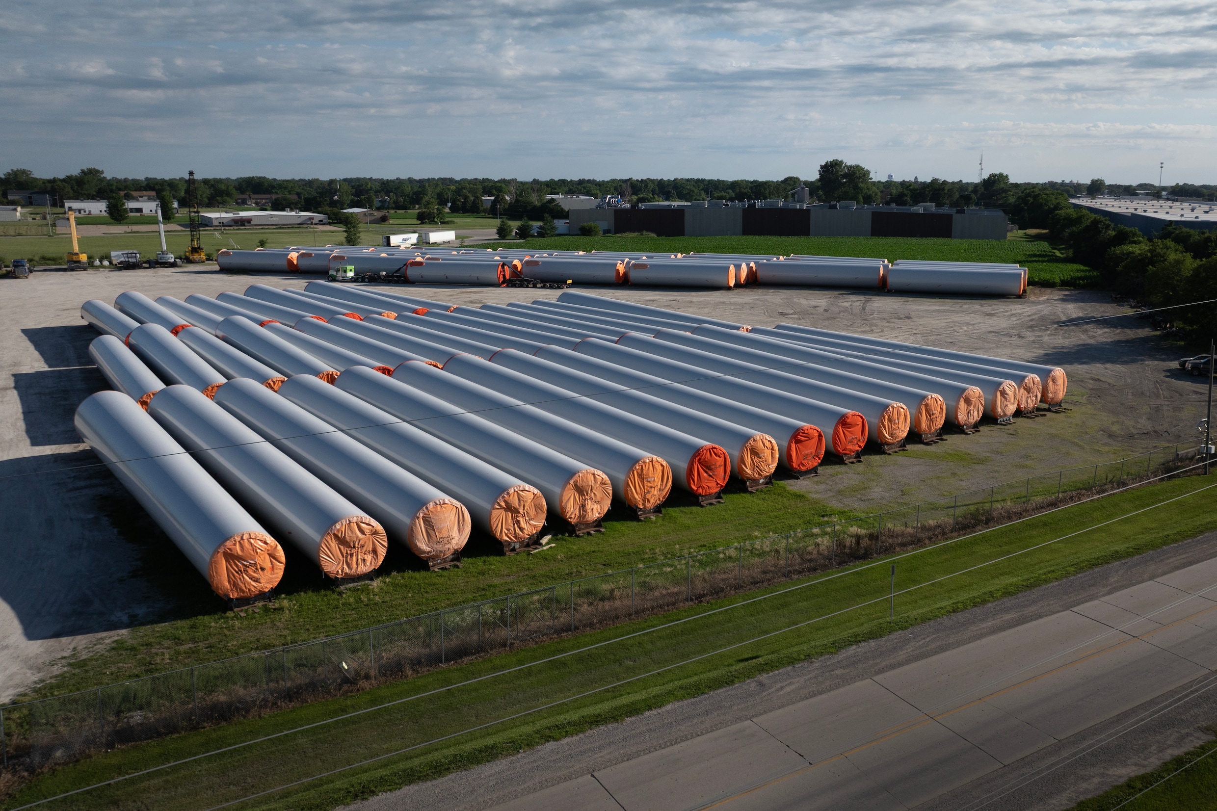 Een windpark in aanbouw, afgelopen zomer, in de Amerikaanse staat Iowa.