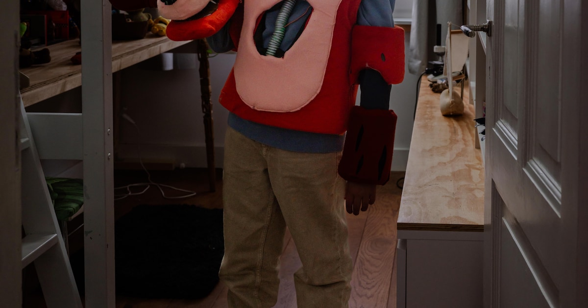 ‘Sommige dingen in mijn kast zijn heel oud, zoals pijlen uit de oertijd of kogels uit de Tweede Were