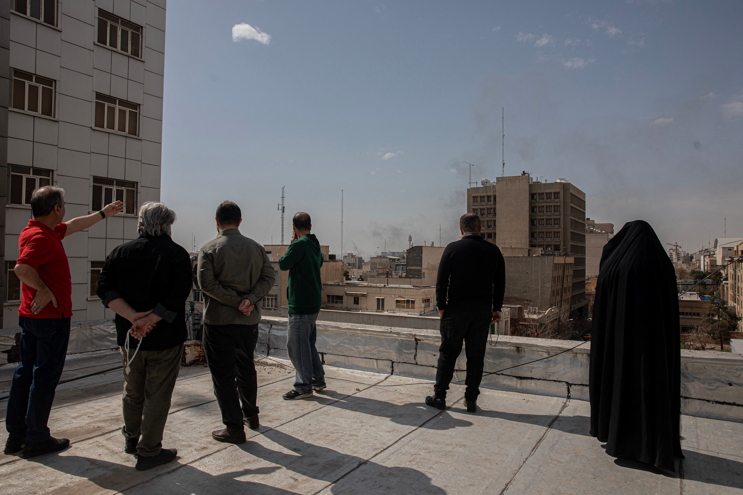 Opinie: De lucht boven Iran is even een stukje schoner | de Volkskrant