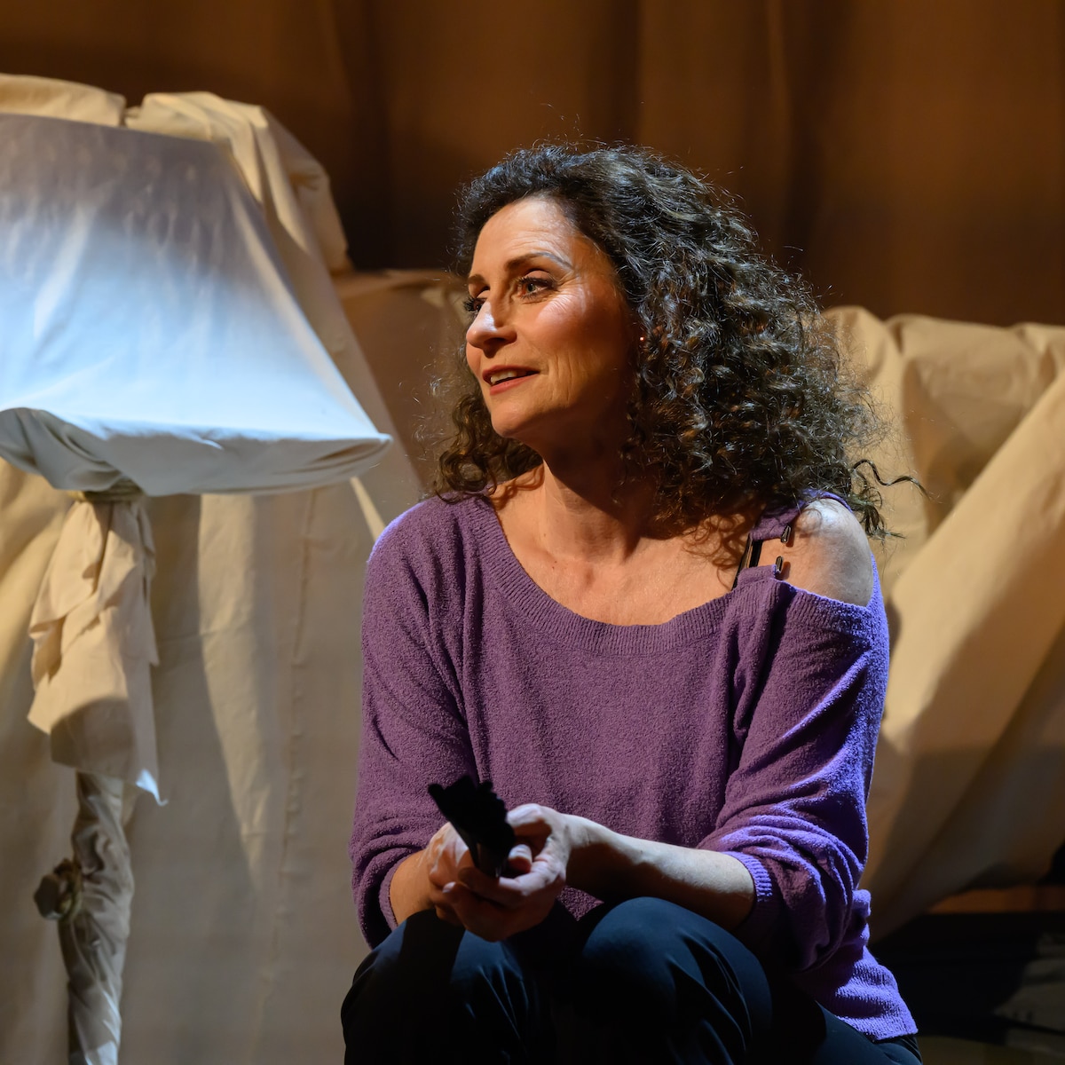 Musicalactrice Pia Douwes vertelt en zingt openhartig over een nieuwe  levensfase in 'Pia – Up Close & Personal' | de Volkskrant