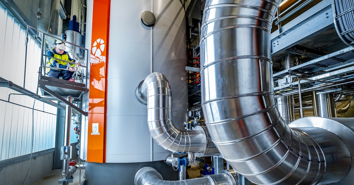 Gas besparen en toch warm douchen: deze reuzenboiler is Vattenfalls flitsbezorger van warmte