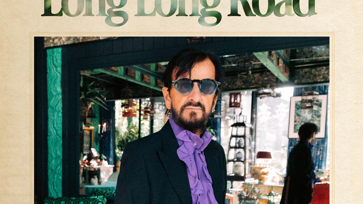 Op nieuw album drumt en zingt Ringo Starr (85), begeleid door
