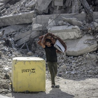 Netanyahu gaat lijnrecht tegen alle afspraken rond Gaza in, maar niemand houdt hem tegen