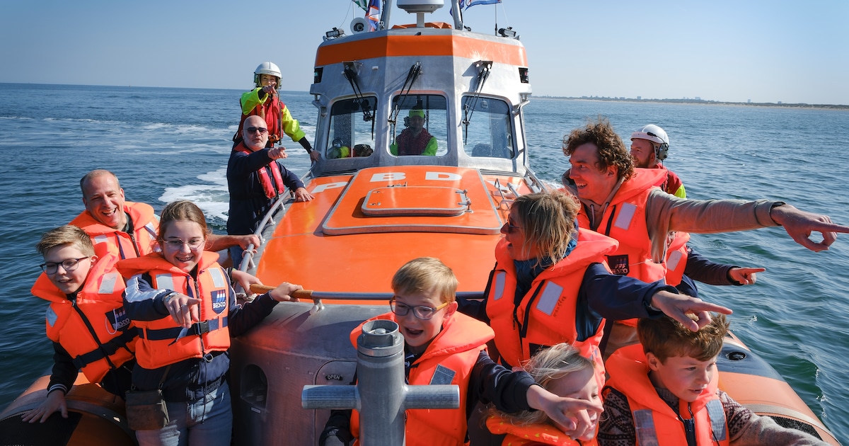 Reddingsboten niet alleen ingezet voor mensen, maar ook voor opvallend veel dieren: ‘Bijzonder druk 