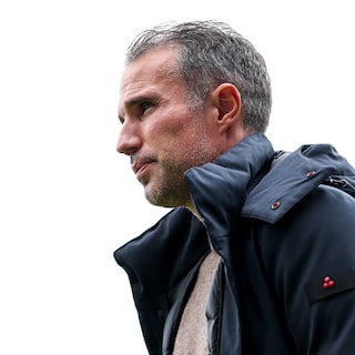 Nieuwe Feyenoord-directie ontslaat trainer Robin van Persie